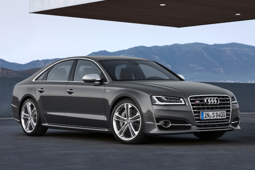 Audi S8  2014 