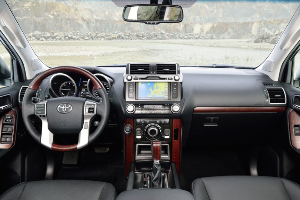  Toyota Land Cruiser Prado 2014   