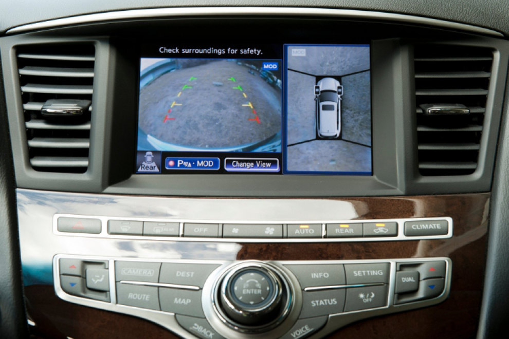 Салон Infiniti JX 2012 кроссовер