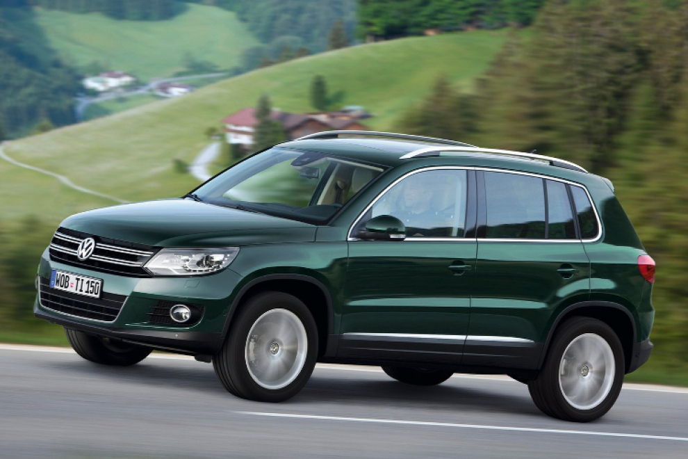 Volkswagen Tiguan 2011 кроссовер