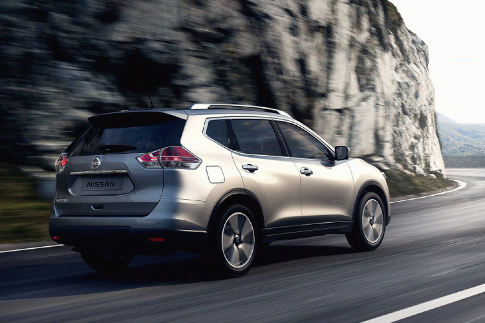 Nissan X-Trail 2014 кроссовер