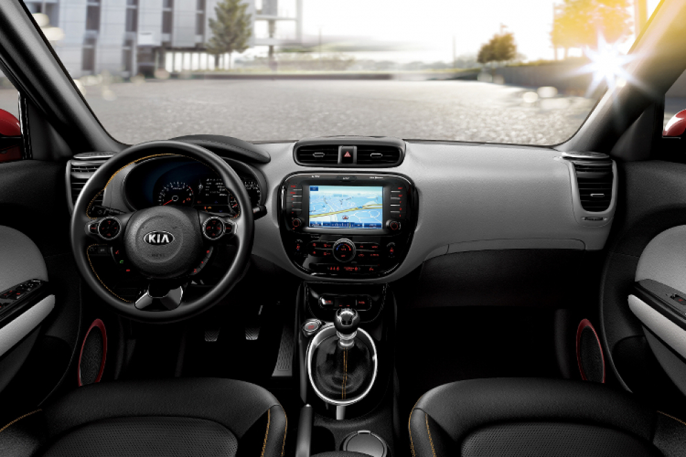 Салон Kia Soul 2014 кроссовер