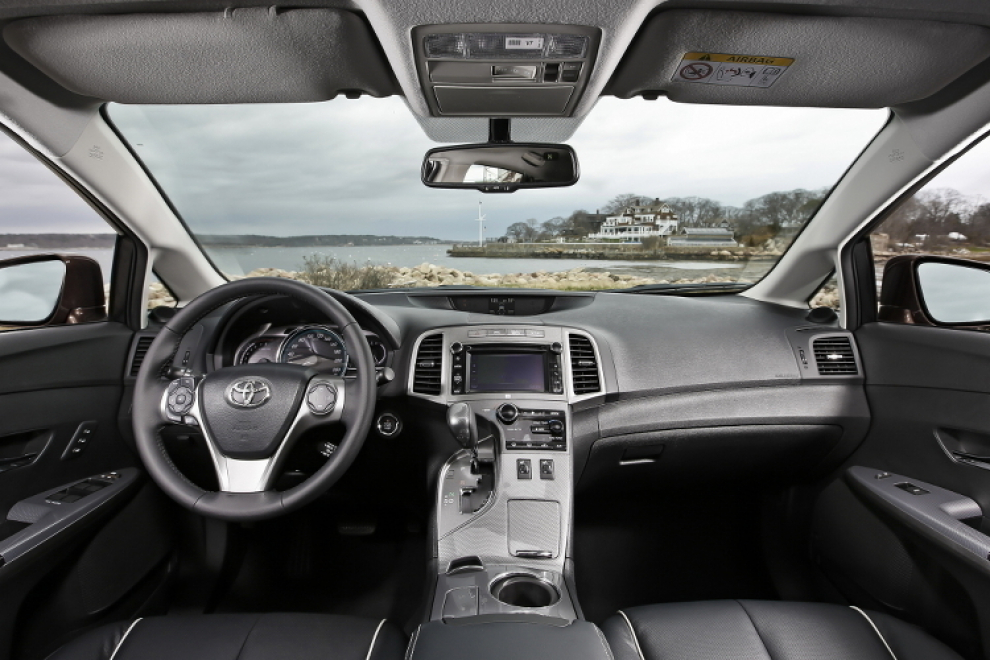 Салон Toyota Venza 2008 кроссовер