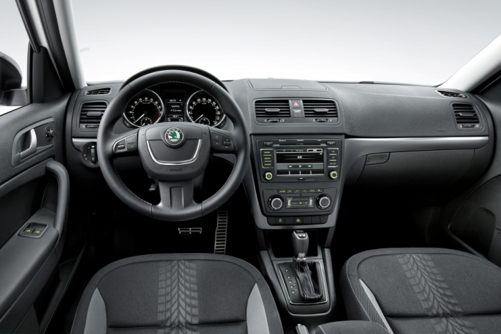 Салон Skoda Yeti 2009 - 2013 кроссовер