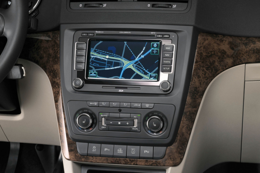 Салон Skoda Yeti 2009 - 2013 кроссовер