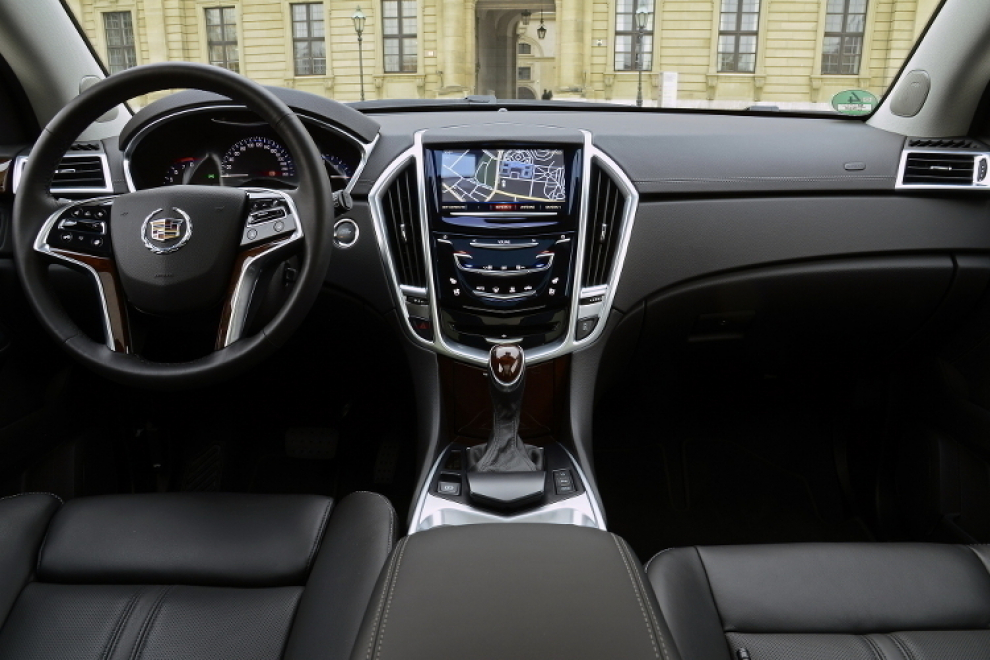 Салон Cadillac SRX 2013 кроссовер
