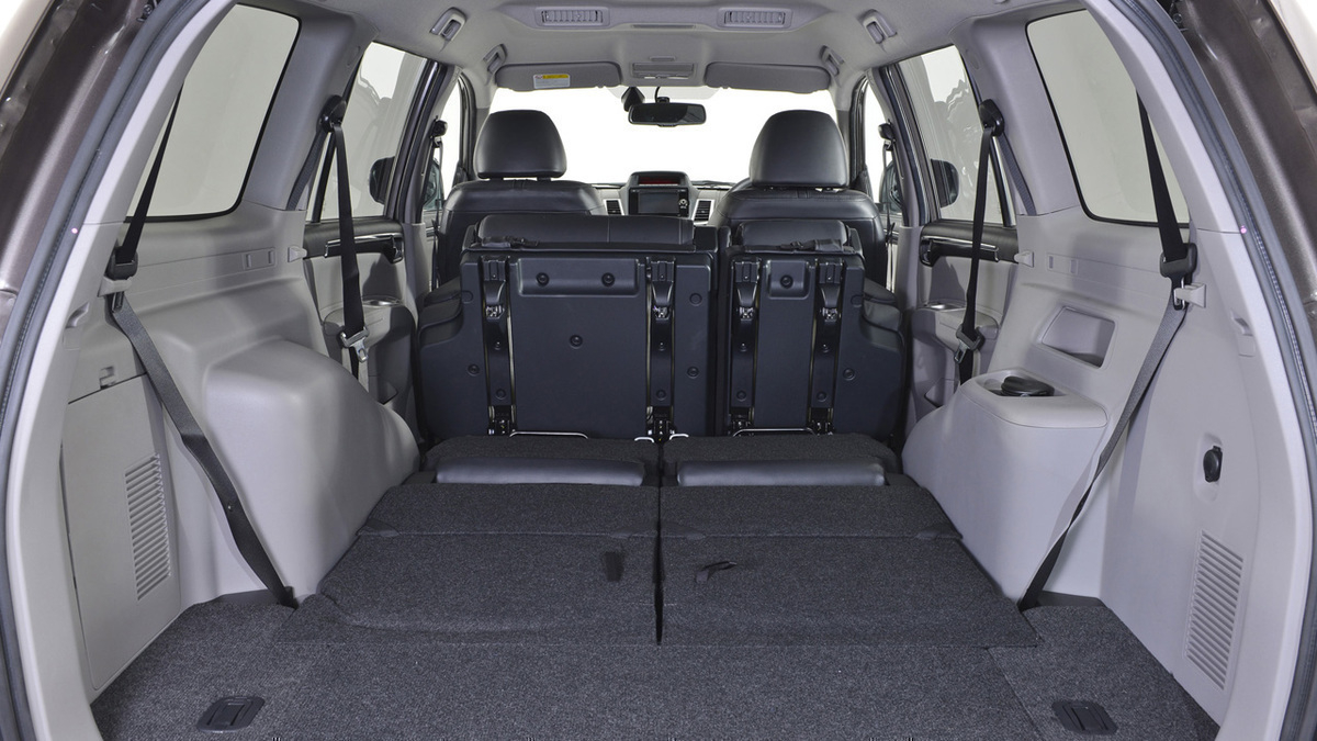 Mitsubishi Pajero 2011 багажник