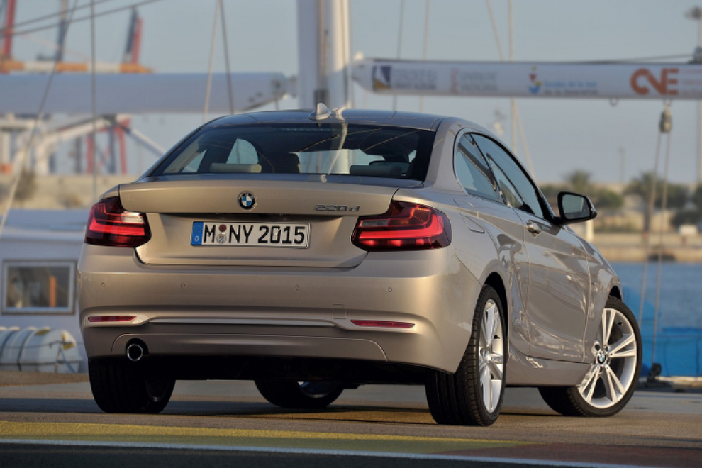 BMW 2 Series Coupe 2014 купе