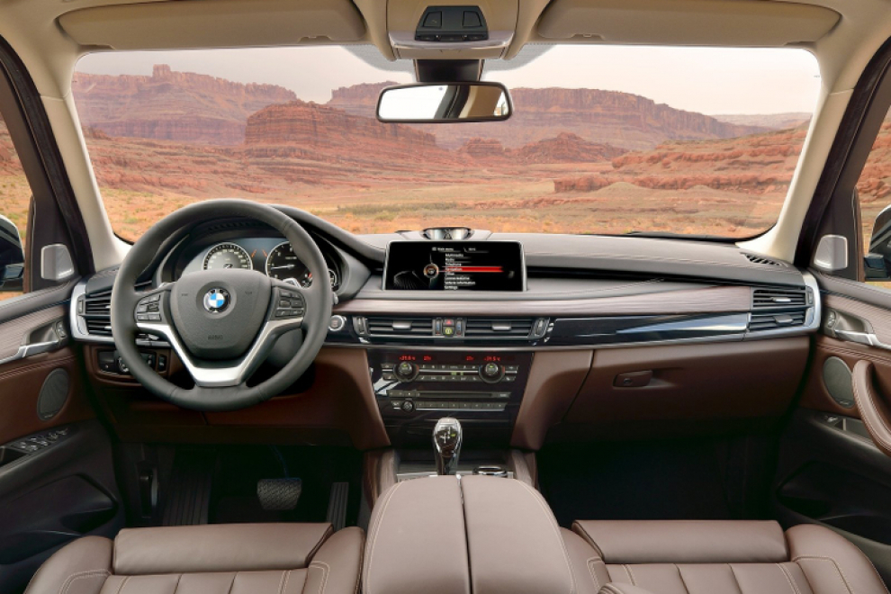 Салон BMW X5 2014 кроссовер