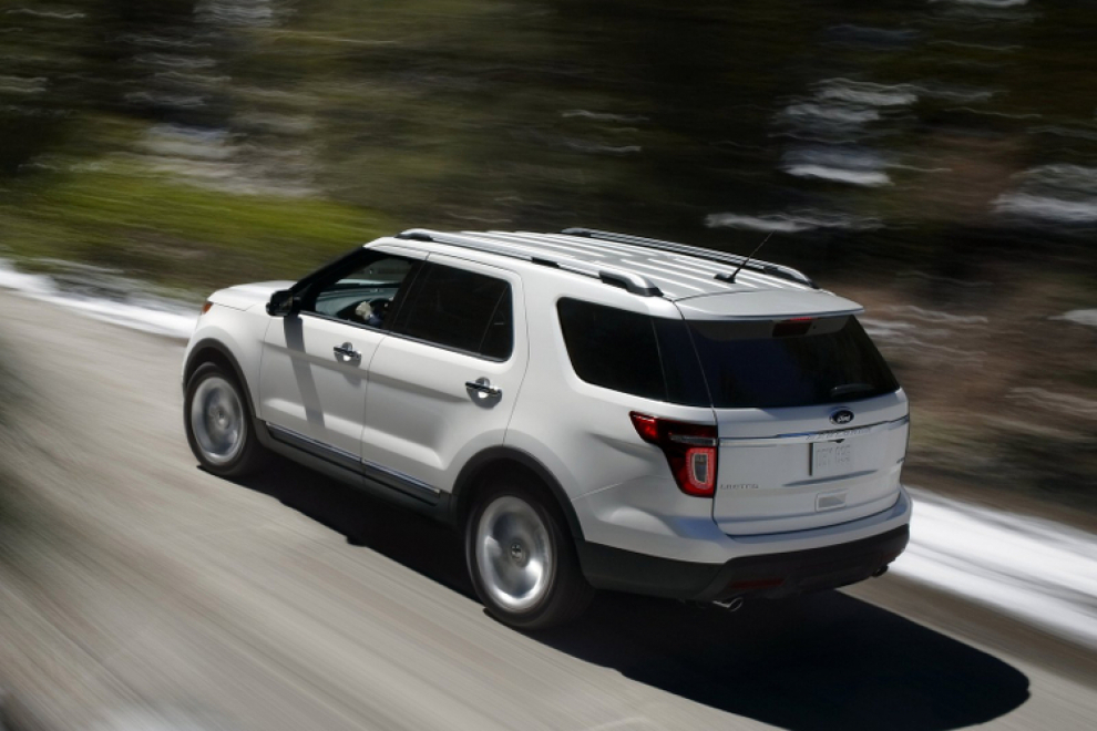 Ford Explorer 2013 кроссовер