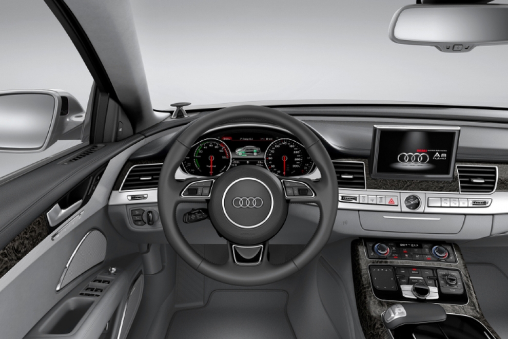  Audi A8 L 2014 