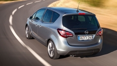   Opel Meriva DESIGN EDITION / 