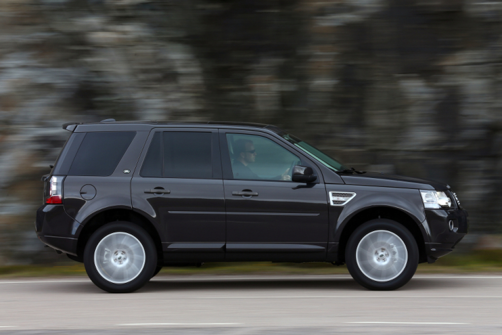 Land Rover Freelander 2 2013 внедорожник