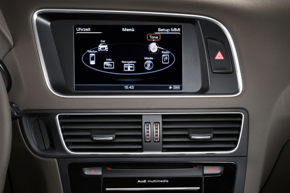 Салон Audi Q5 2013 кроссовер