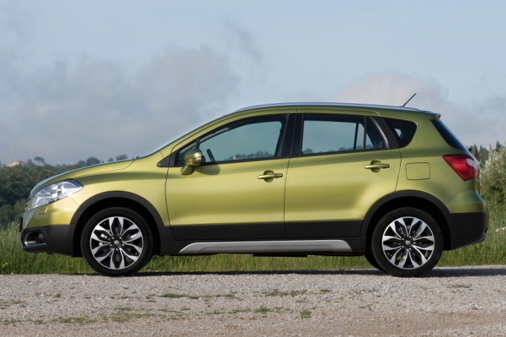Suzuki New SX4 2013 кроссовер
