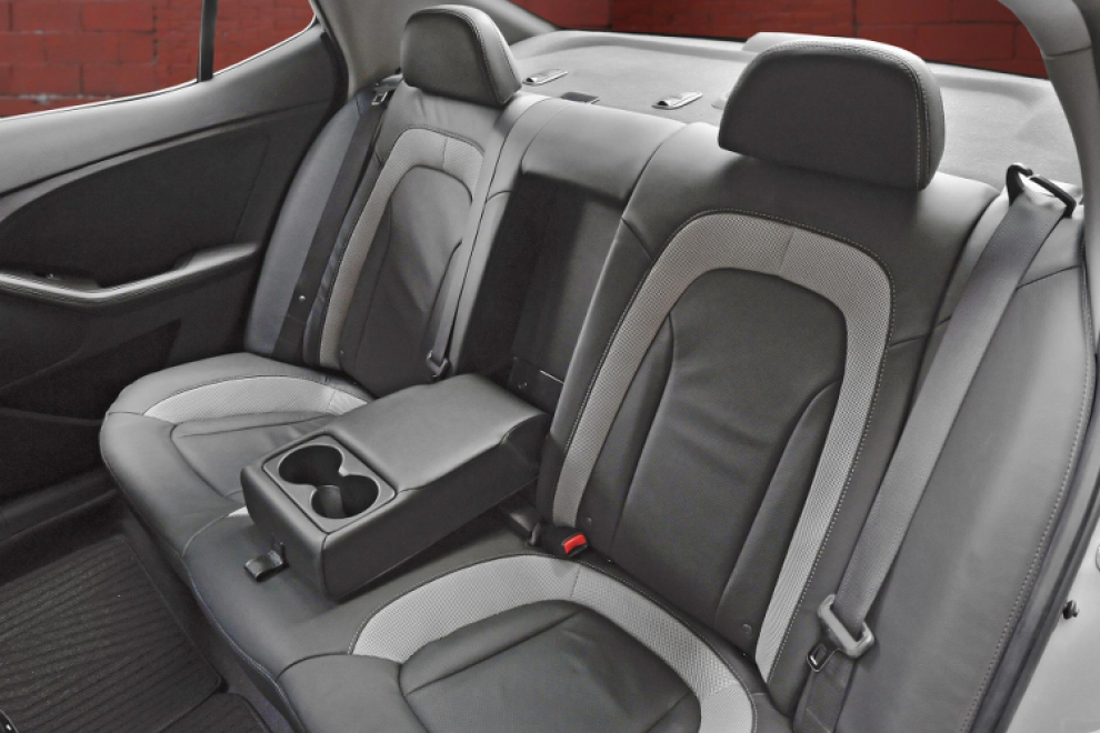 Салон KIA Optima 2013 седан