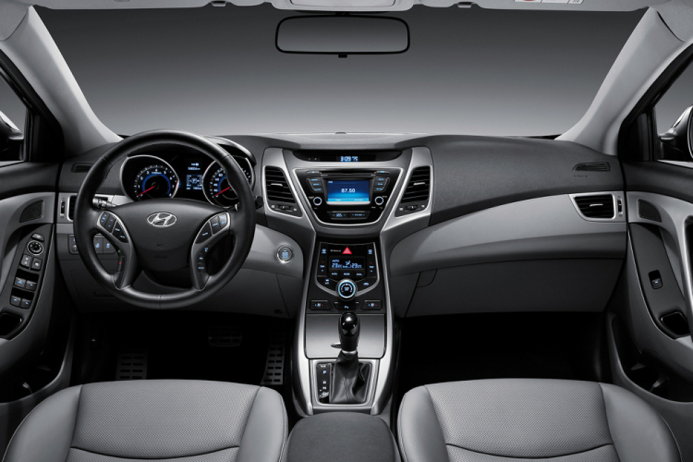 Салон Hyundai Elantra 2013 седан