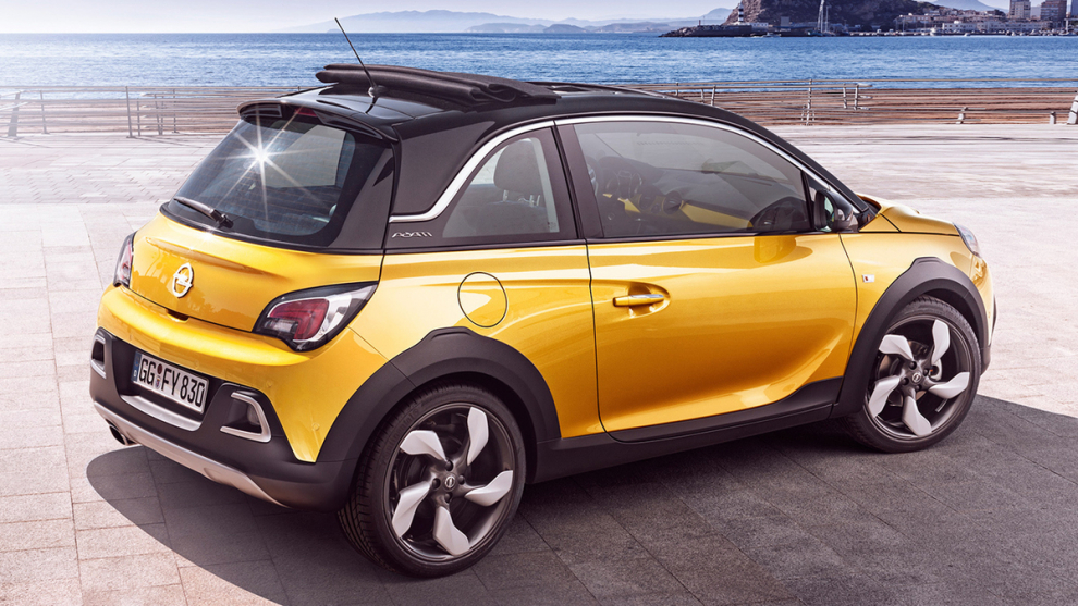 ���� Opel Adam Rocks