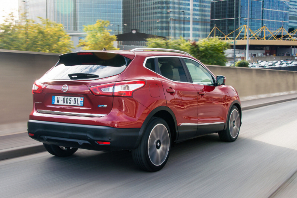 Nissan Qashqai 2014 кроссовер