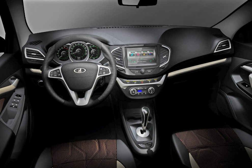  Lada Vesta ( )  2015