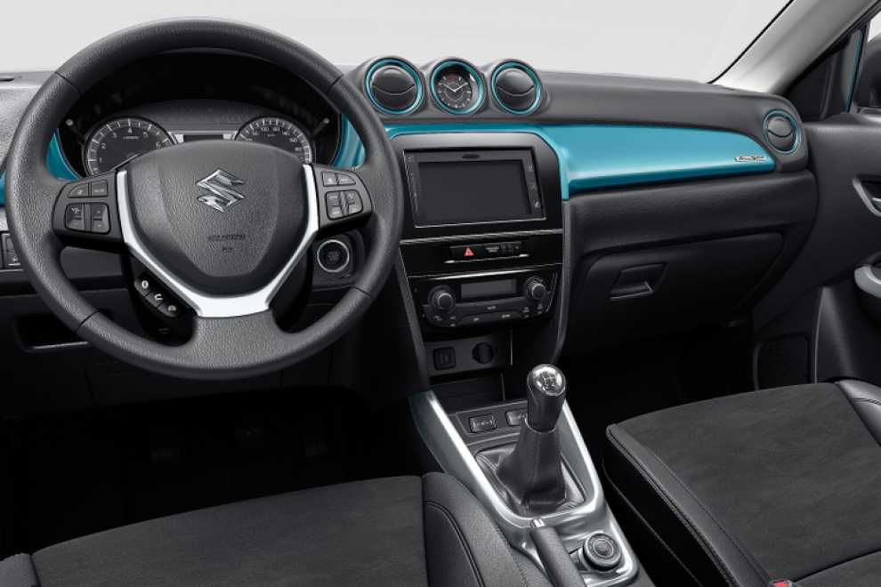 Салон Suzuki Vitara 2015 кроссовер