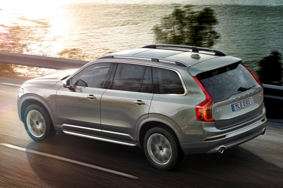 Volvo XC90 2015 кроссовер