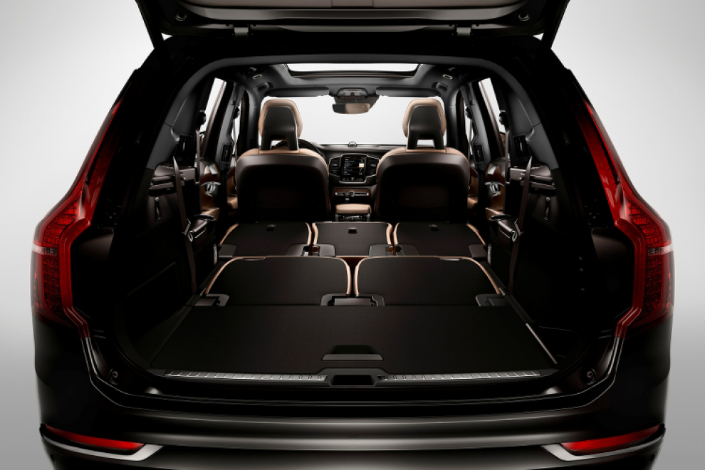 Салон Volvo XC90 2015 кроссовер