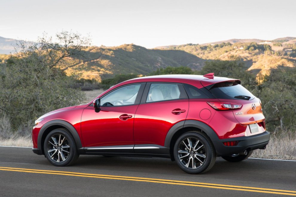 Mazda CX-3 кроссовер 2015