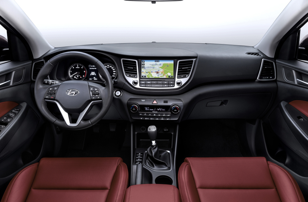 Салон Hyundai Tucson кроссовер 2015