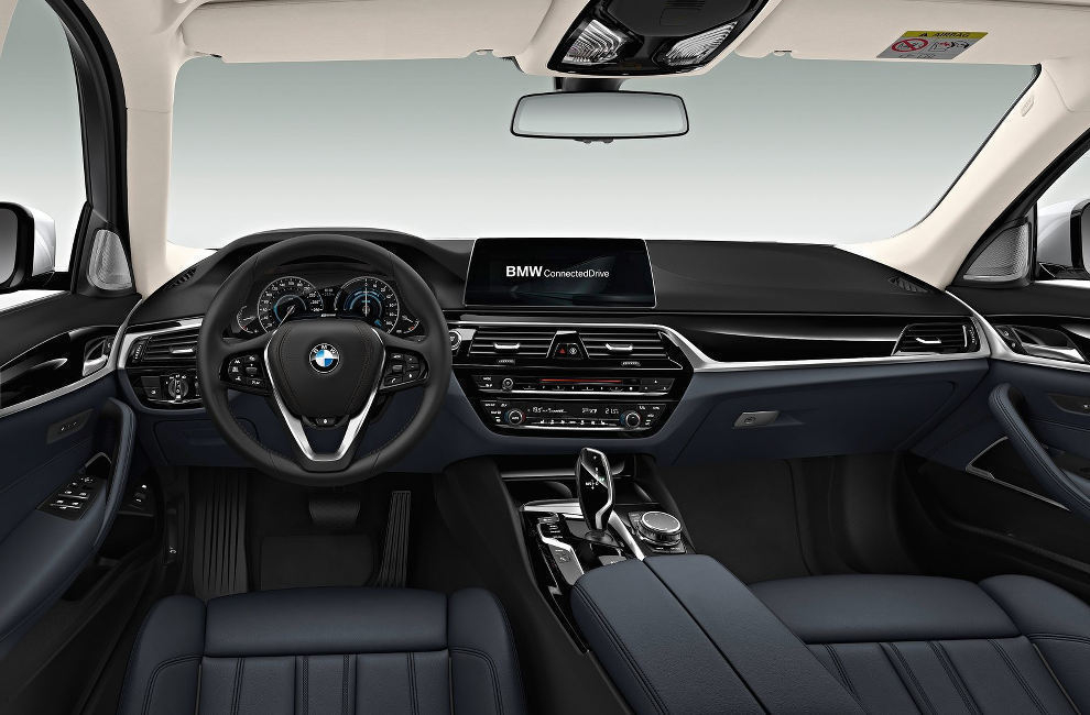 Интерьер салон BMW 5-series (БМВ 5 серии) 2017 седан