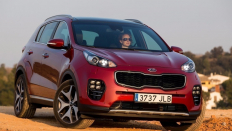   Kia Sportage / 