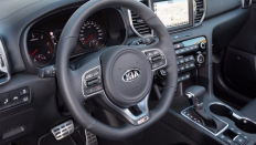   Kia Sportage / 