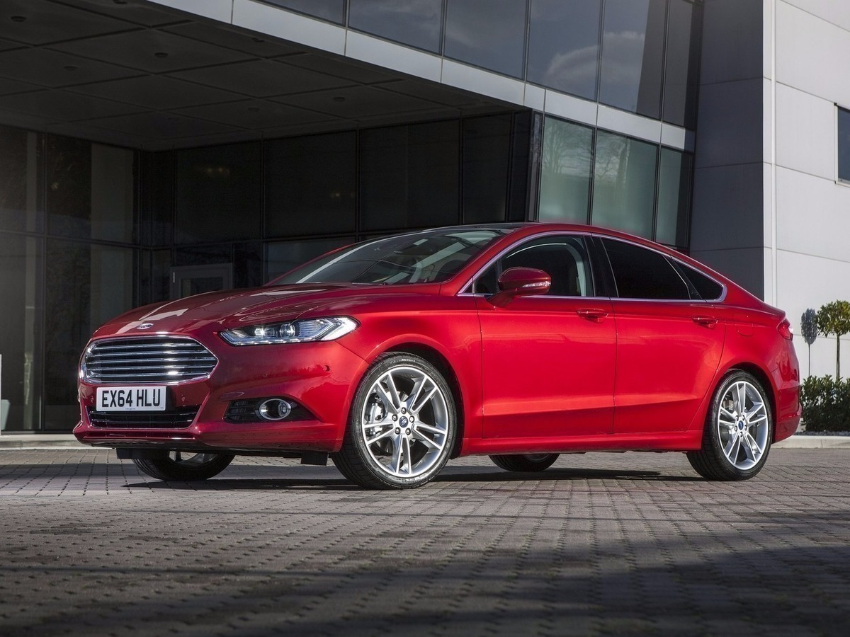 Ford Mondeo 5 седан