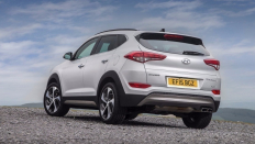   Hyundai Tucson ( ) / Comfort<br><span> 2.0 / 150 .. /  (6 .) /  </span>