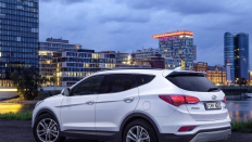   Hyundai Santa Fe High-Tech