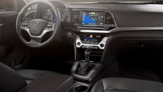   Hyundai Elantra Active / 