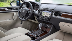   Volkswagen Touareg R-line