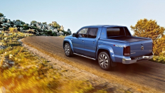   Volkswagen Amarok Highline / 