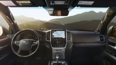   Toyota Land Cruiser 200  Safety (7 )