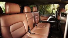   Toyota Land Cruiser 200  Safety (7 )