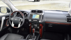   Toyota Land Cruiser Prado  7
