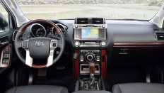   Toyota Land Cruiser Prado  7