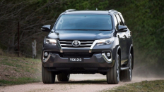  Toyota Fortuner