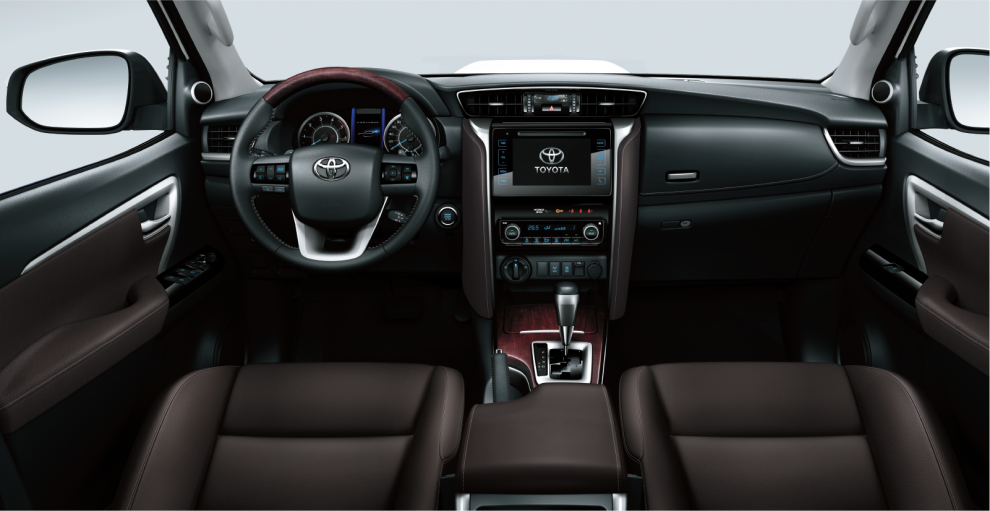 ���� Toyota Fortuner