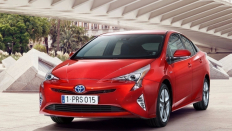   Toyota Prius  ( ) / <br><span> 1.8 / 122 .. /  /  </span>