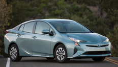   Toyota Prius  ( ) / <br><span> 1.8 / 122 .. /  /  </span>