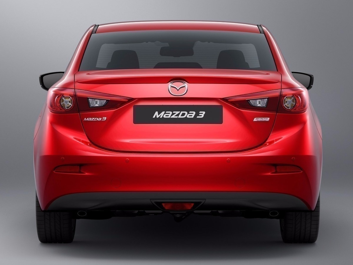 Mazda 3 back
