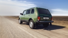   Lada 4x4 5drs ( 4x4 5) / Luxe <br><span> 1.7 / 81 .. /  (5 .) /  </span>