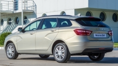   Lada Vesta SW Luxe / 