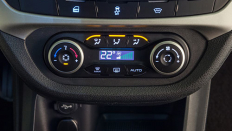   Lada Vesta SW Cross (   ) / Luxe Multimedia<br><span> 1.6 / 106 .. /  (5 .) /  </span>